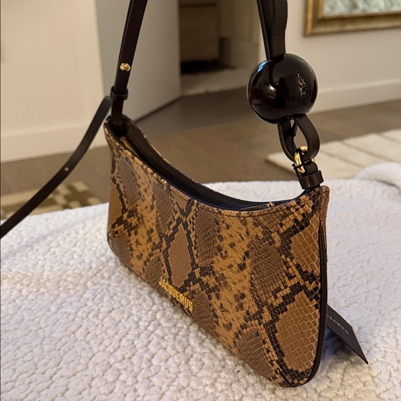 Jacquemus The Bisou Perle shoulder bag